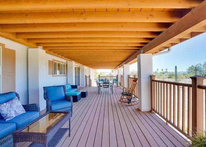 Holiday home 11 Mi To Saguaro Nat'l Park! Family W/ Deck